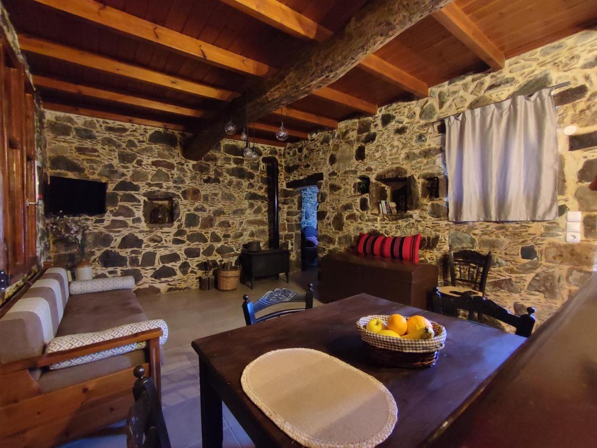 Apartmán Grandma Agatha & Virginia'S Stonehouse Kefálion Exteriér fotografie